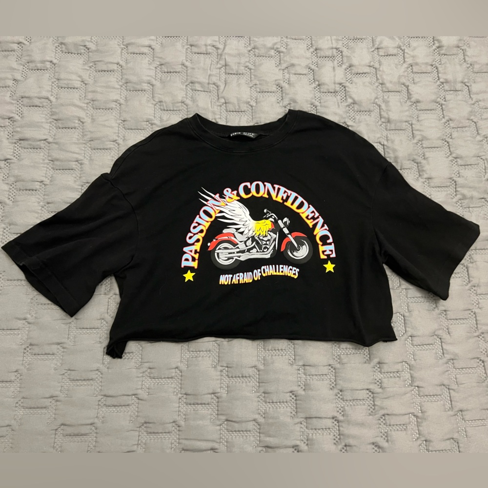 Graphic T crop top